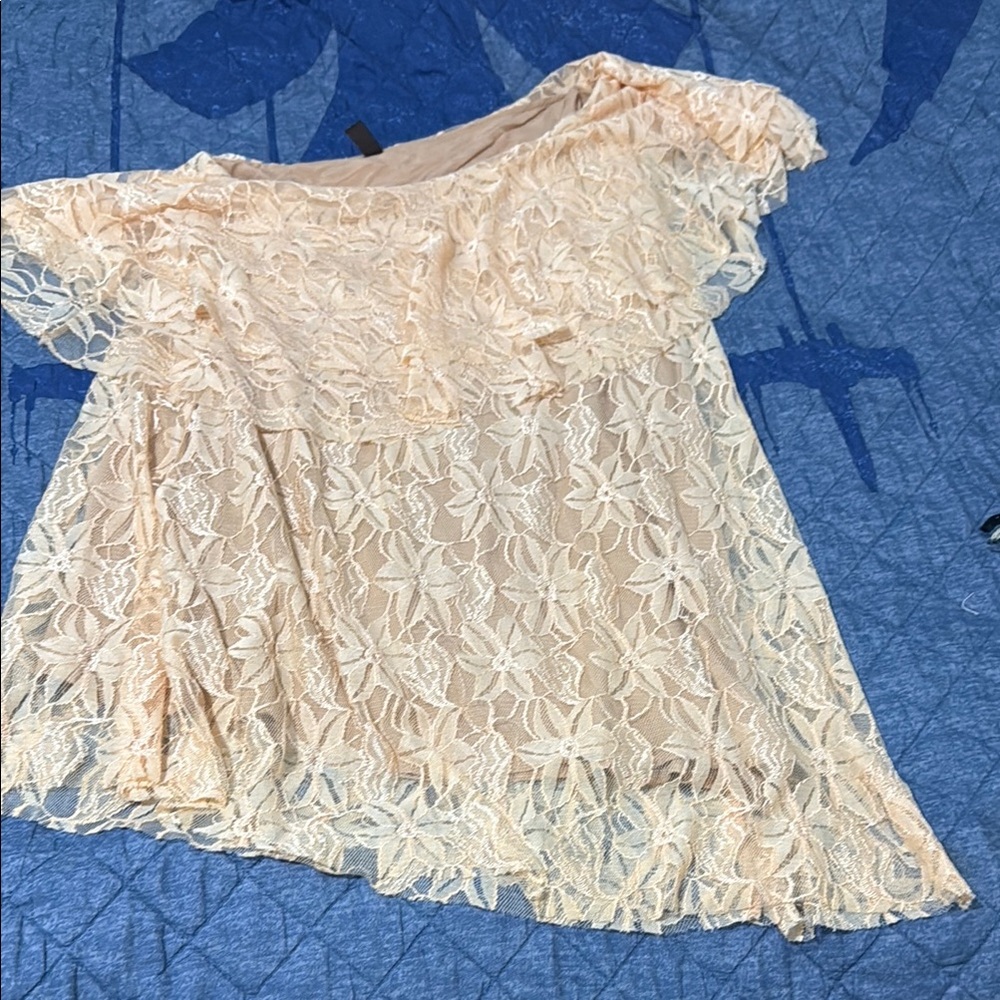 Elegant Lace Off-Shoulder Dress